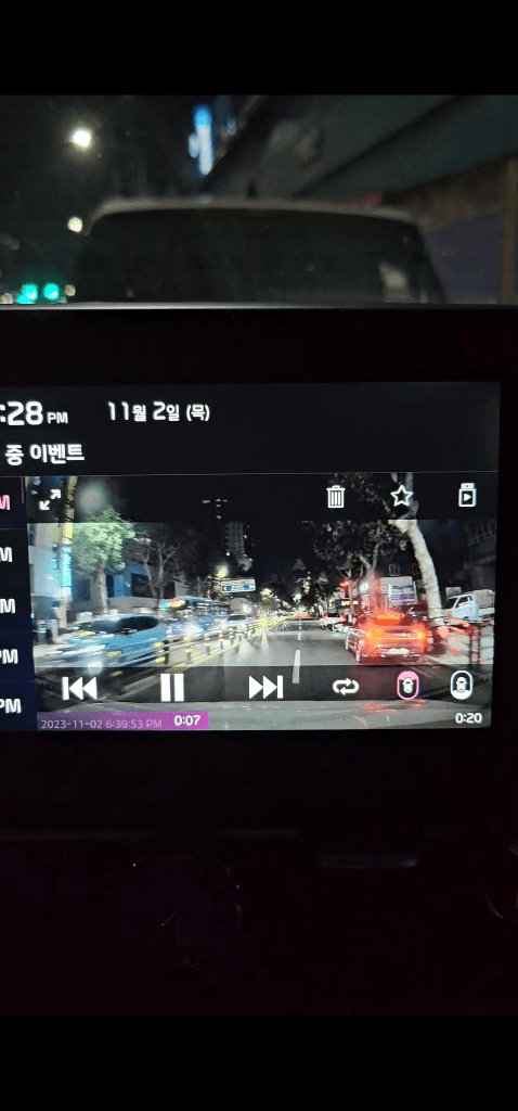 1번 째 사진