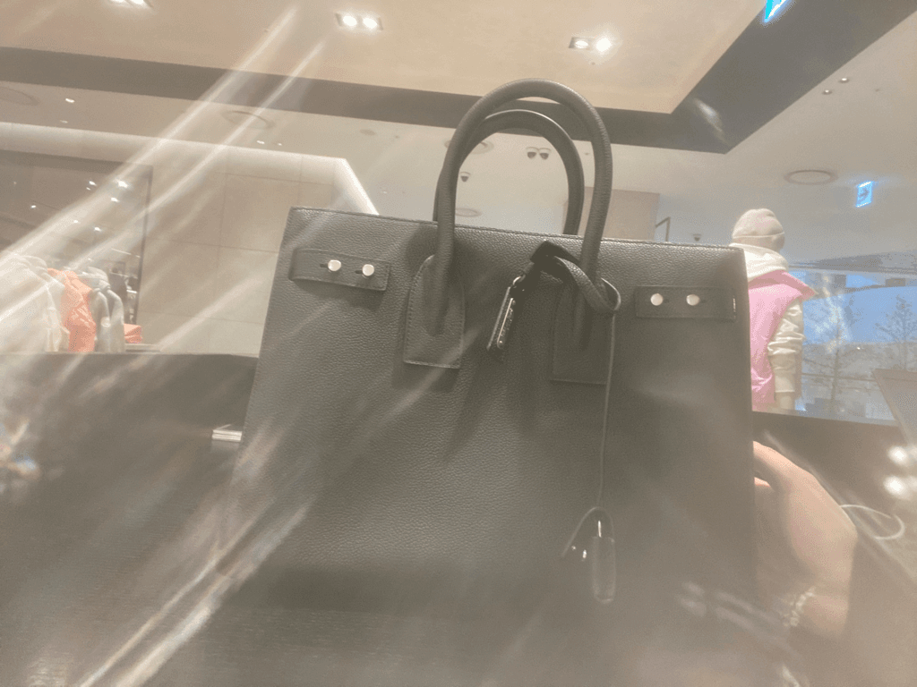 4번 째 사진
