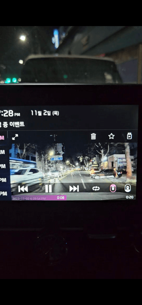 3번 째 사진